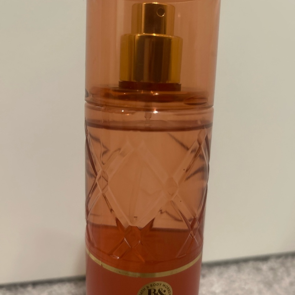 Seeing Rouge - Picture 2 of 3